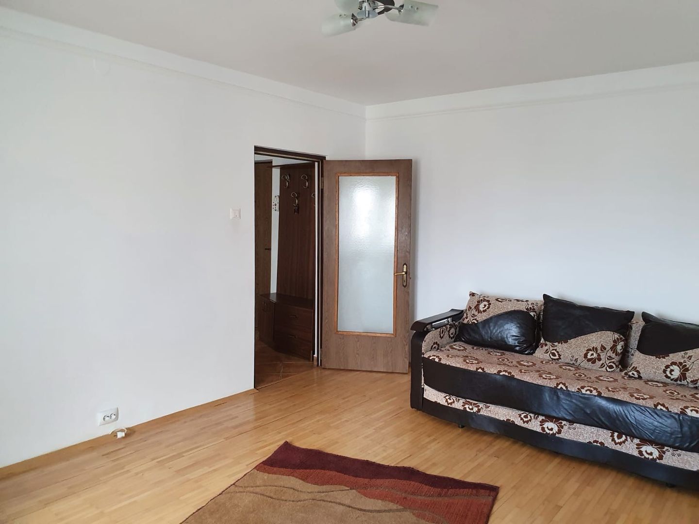 Apartament 3 camere, de inchiriat AC, mobilat, Calea 13 Septembrie - Poză 9