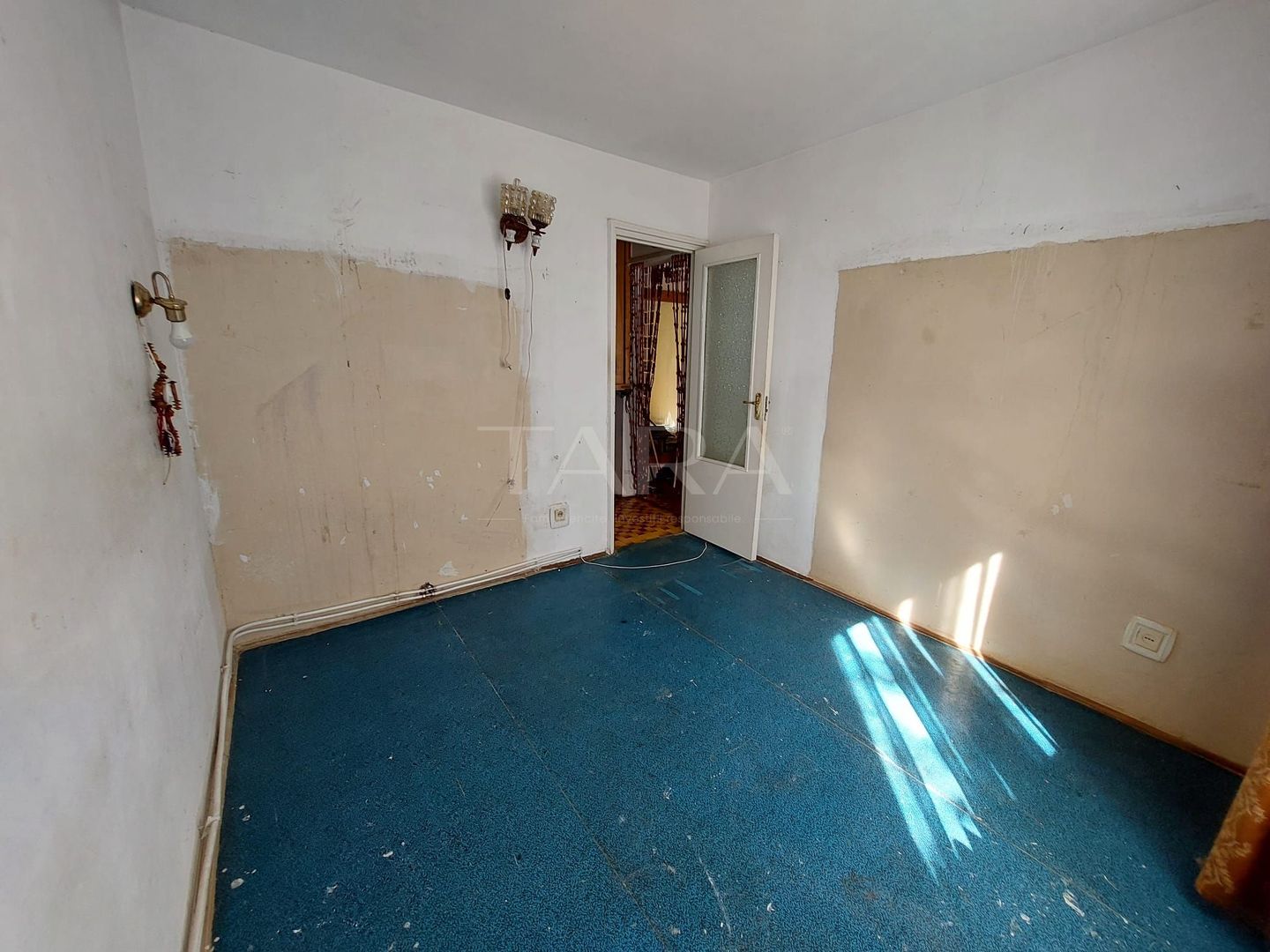 Apartament 2 camere Mănăștur – clasic, de renovat complet. - Poză 3
