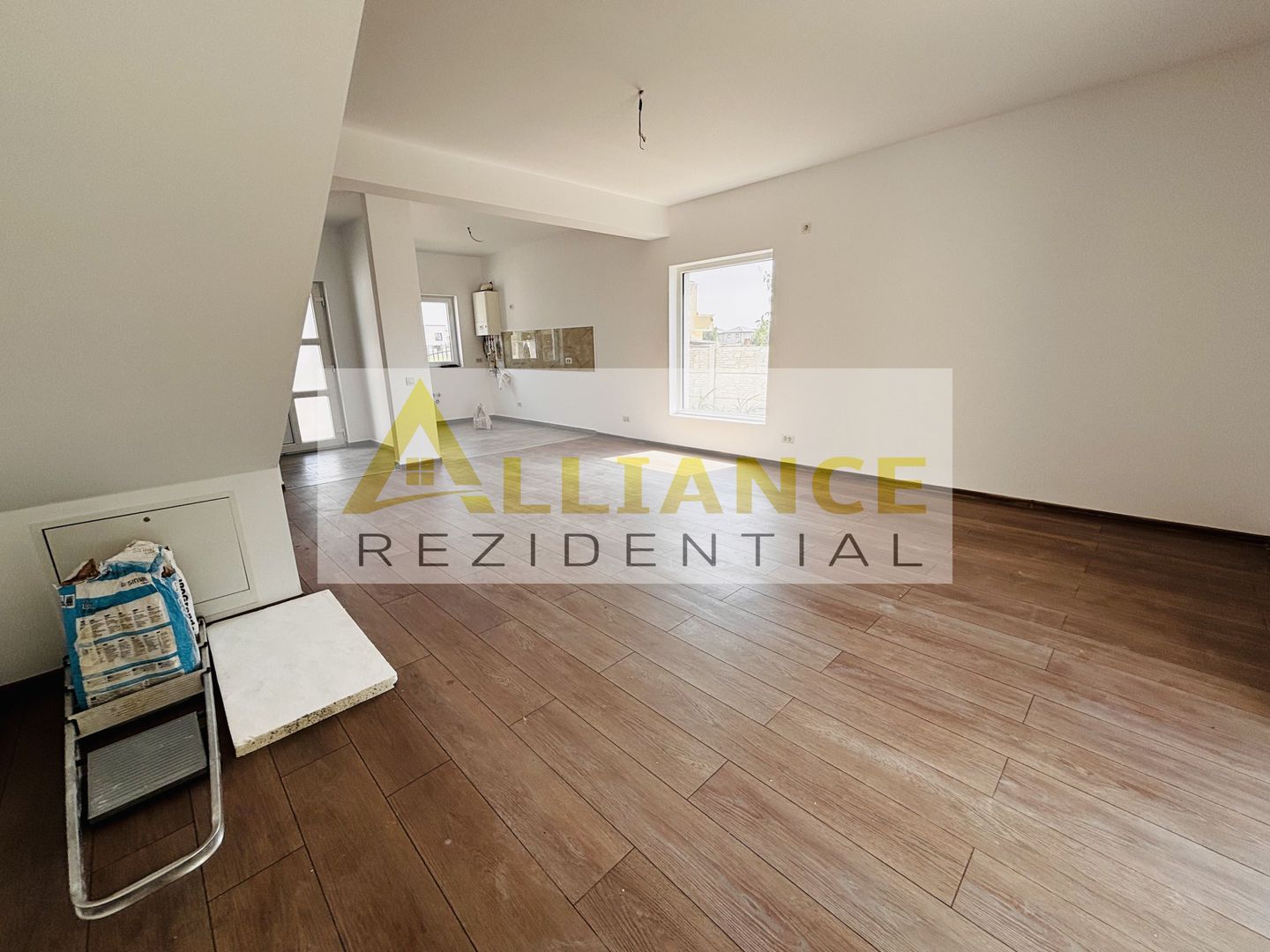 Duplex de vânzare în comuna Berceni, amplasat într-o zonă liniștită, i - Poză 6
