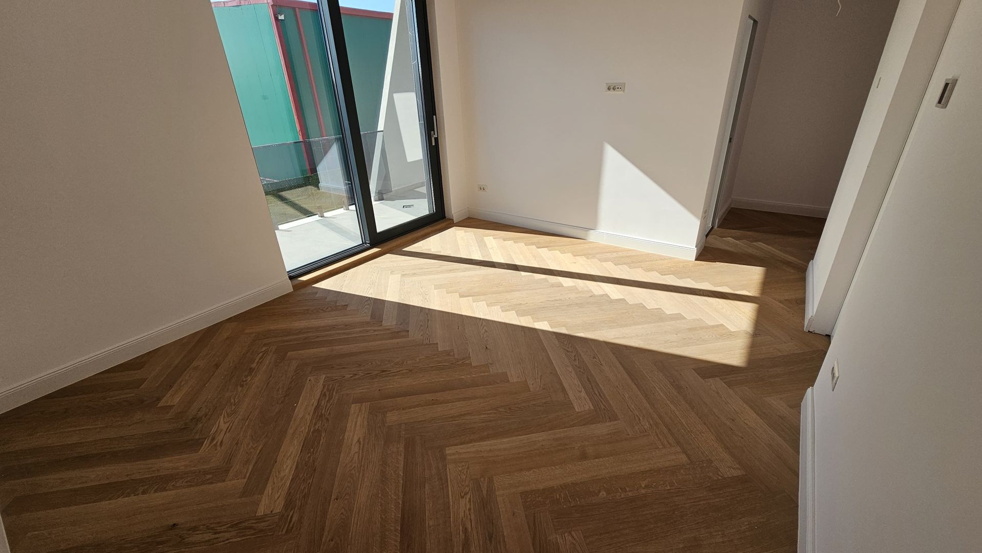 CASA 5 CAMERE, PISCINA ROOFTOP, POMPA CALDURA, RACIRE PASIVA, COMIS 0% - Poză 14