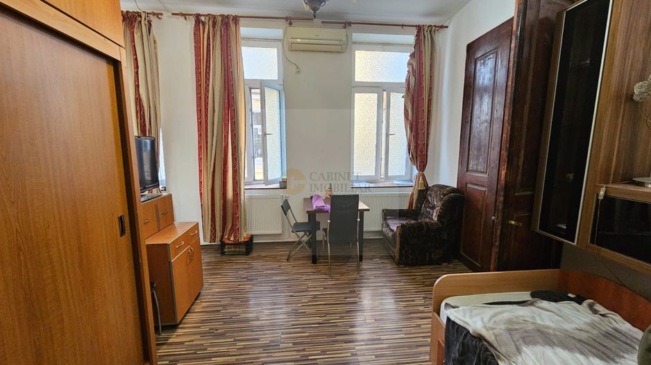 2 camere in vila  | Parter inalt | Unirii - Mantuleasa - Poză 2