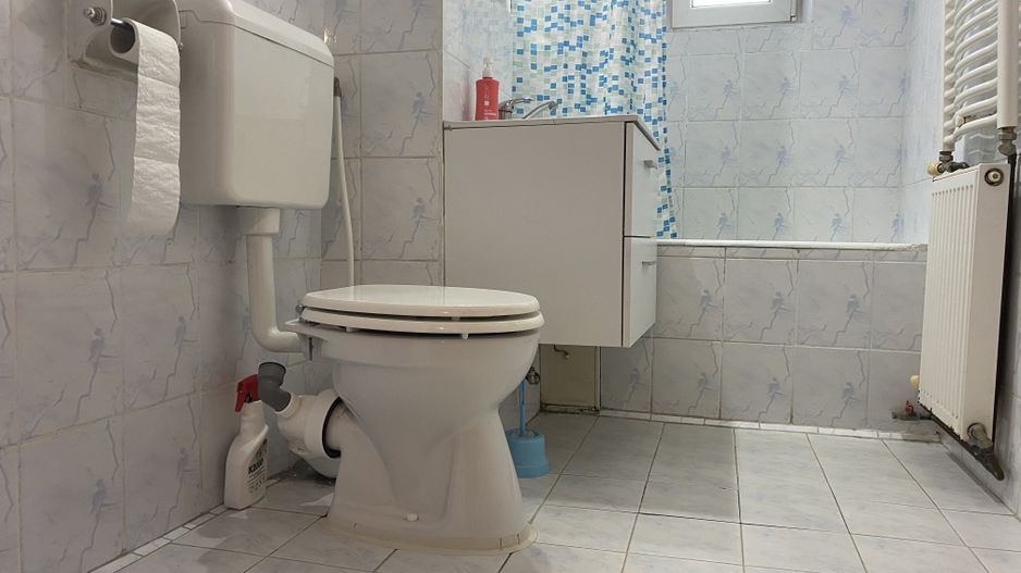 Vanzare apartament cu 4 camere luminos, vedere deschisă-Targoviste-M5 - Poză 11