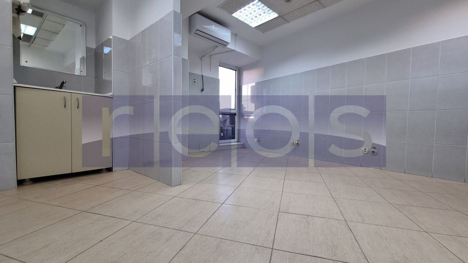 VANZARE SPATIU COMERCIAL | 15 CAMERE | ZONA UNIRII - Poză 37