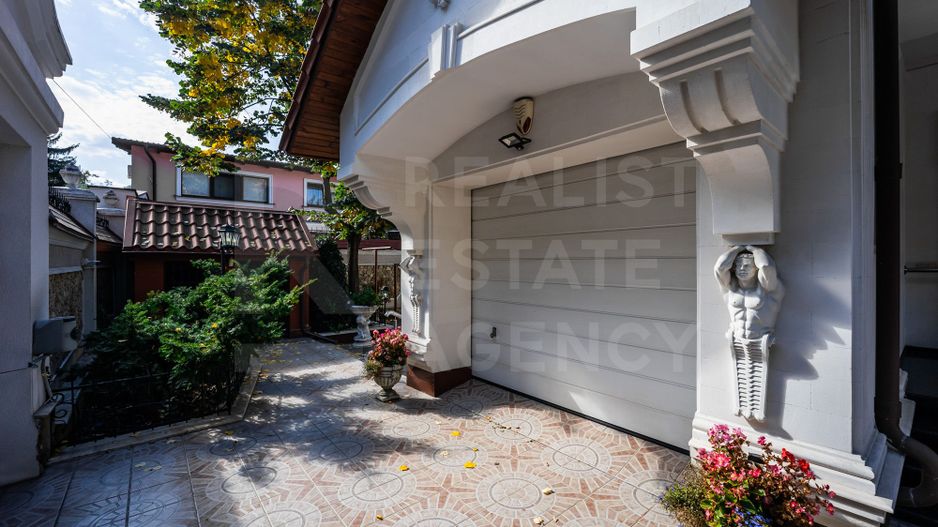 Se oferă spre chirie casă exclusivistă amplasată în Centul orașului - Poză 6