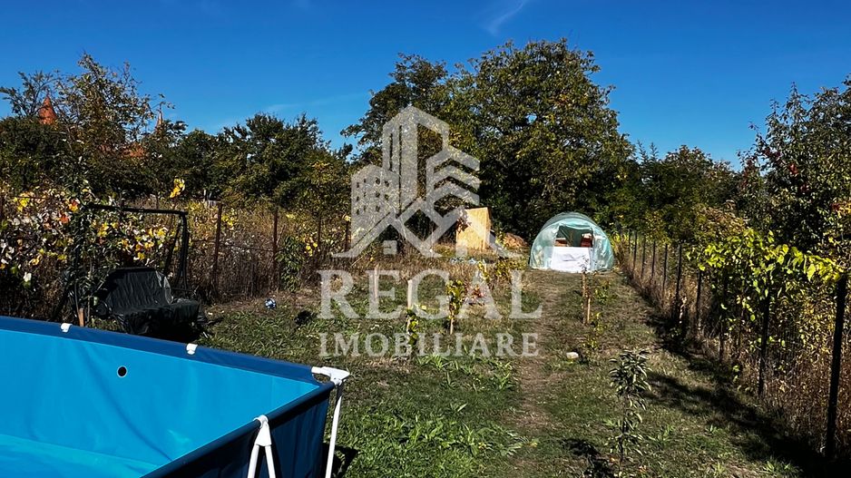Proprietate cu 2 case și 770 mp teren – vedere spre Castel - Poză 11