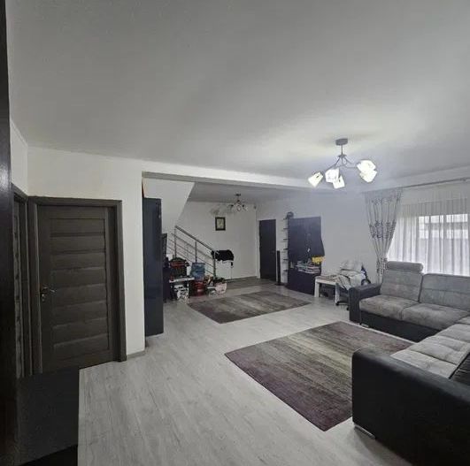 VILA MODERNA | PANOURI FOTOVOLTAICE | GARAJ - Poză 7