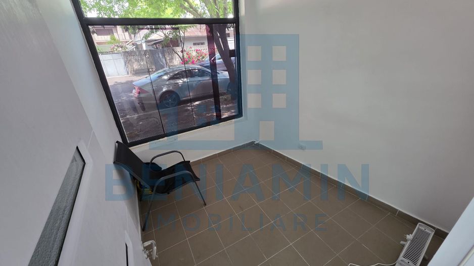 Spatiu comercial de inchiriat - 40mp - Craiovita-Noua - SIF - Poză 2