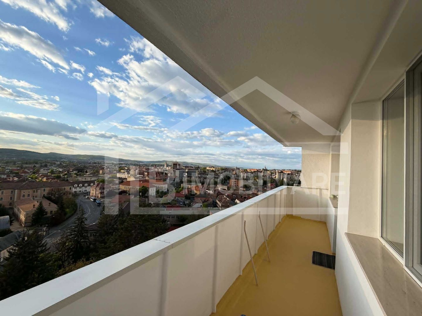 Apartament cu 2 camere, 50 mp, decomandat, Zona Semicentrala - Poză 6