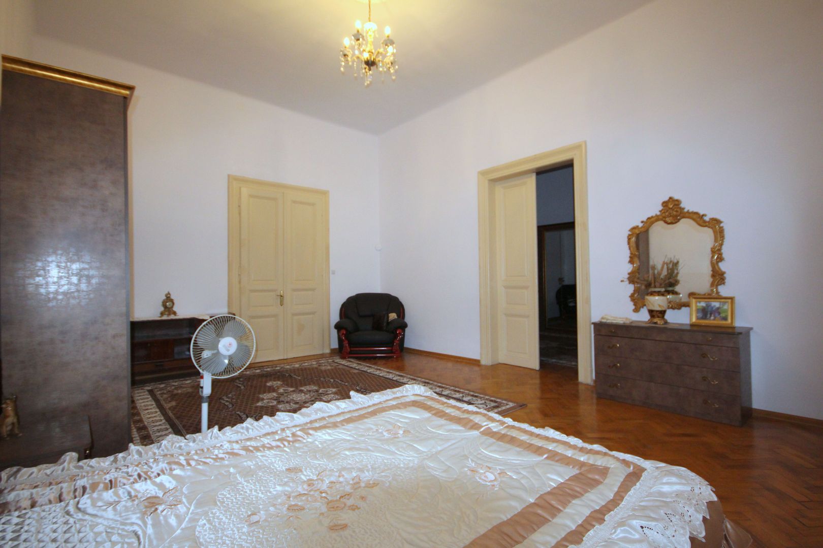Apartament cu 3 cam. cladire istorica în zona Iosefin - Poză 4