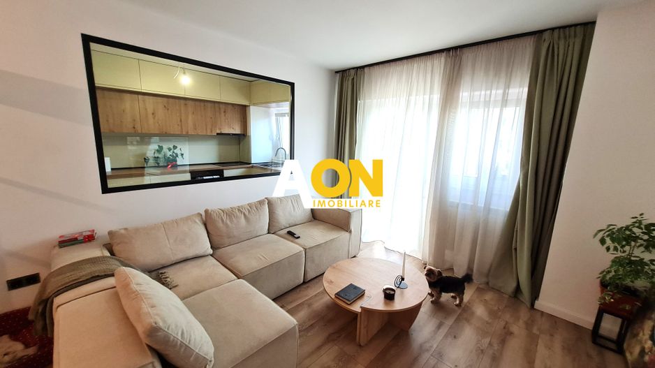 Apartament 3 Camere, Ultracentral, Decomandat, 67,5 mp, Zona Cetate - Poză 1