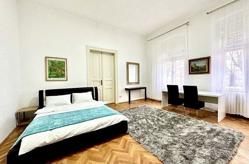 Apartament central, 4 camere - renovat - Poză 17