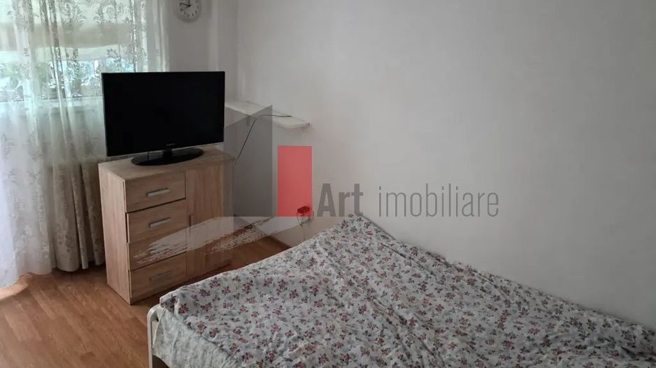 APARTAMENT 4 CAMERE -CHISINAU - Poză 6
