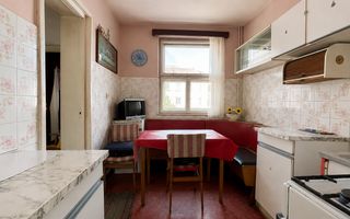 Apartament cu 3 camere, Rogerius, Etaj Intermediar - Poză 6