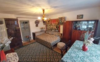 Casa modesta cu teren generos, zona Magura, - Poză 2