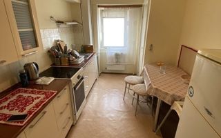 Vanzare un apartament spațios cu 3 camere, situat în Cluj-Napoca. - Poză 4