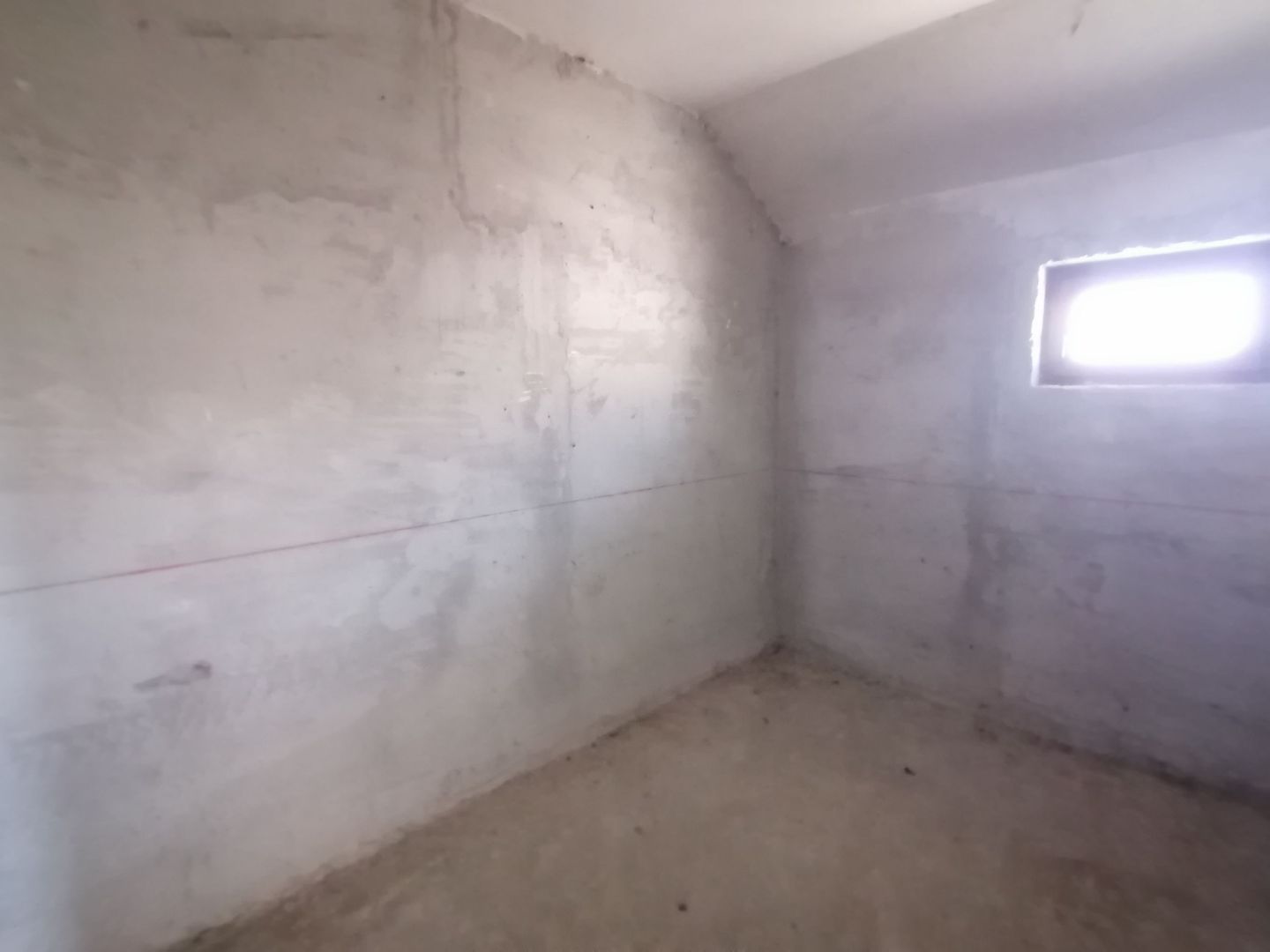 Casa P+1 - comuna 1 Decembrie - str. Victoriei - Poză 12