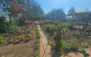 🏡 Casă spațioasă cu 9 camere în Strejnicu – pentru locuință, birouri - Poză 25