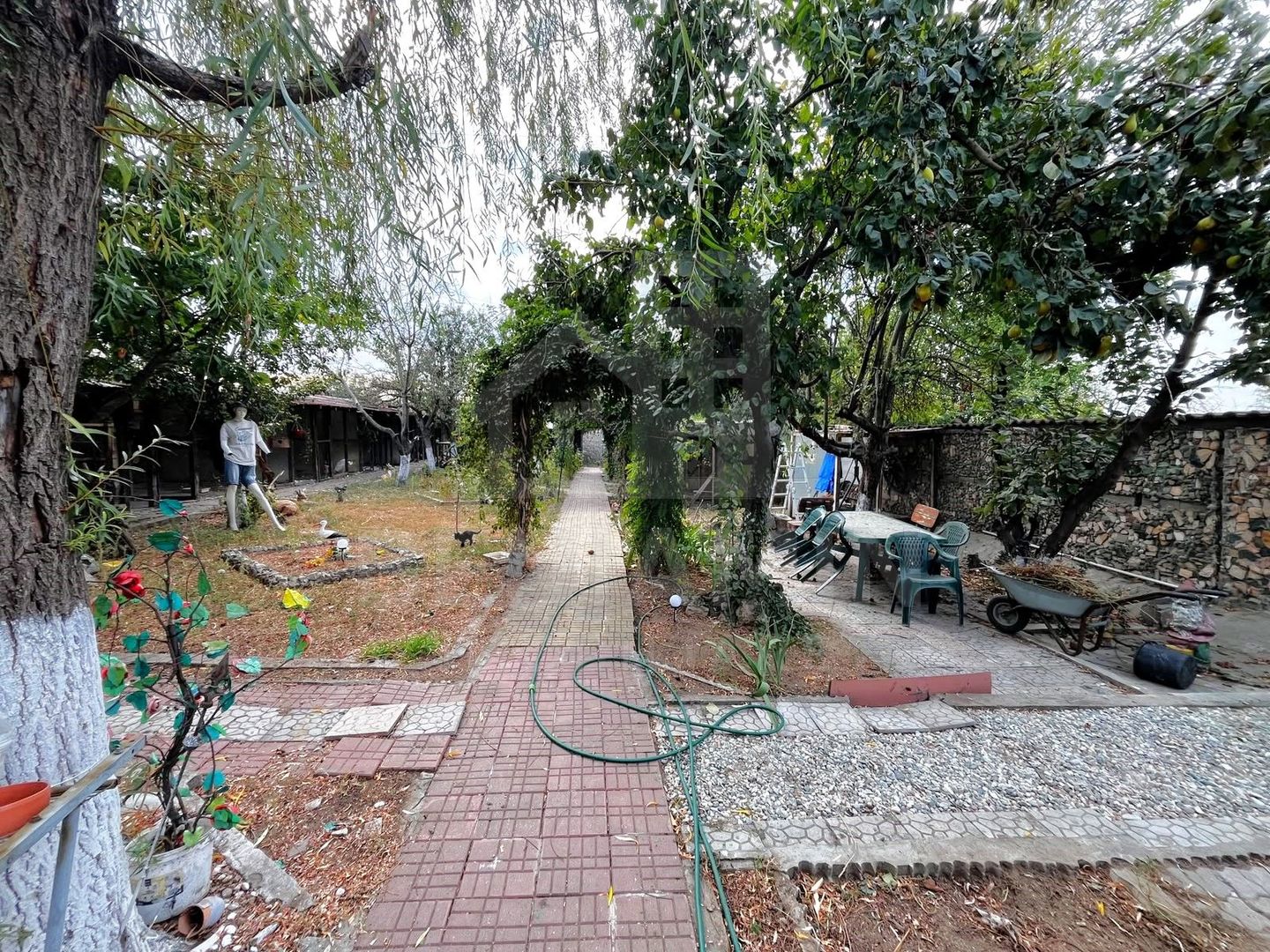 Casa Deosebita 3Camere 3Bai 1460mp Teren Garaj Piscina Bariera Valcii - Poză 15