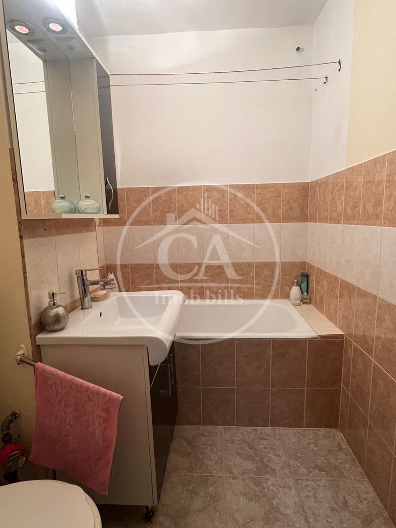 Apartament cu o cameră de vânzare in zona Rogerius, Oradea - Poză 6