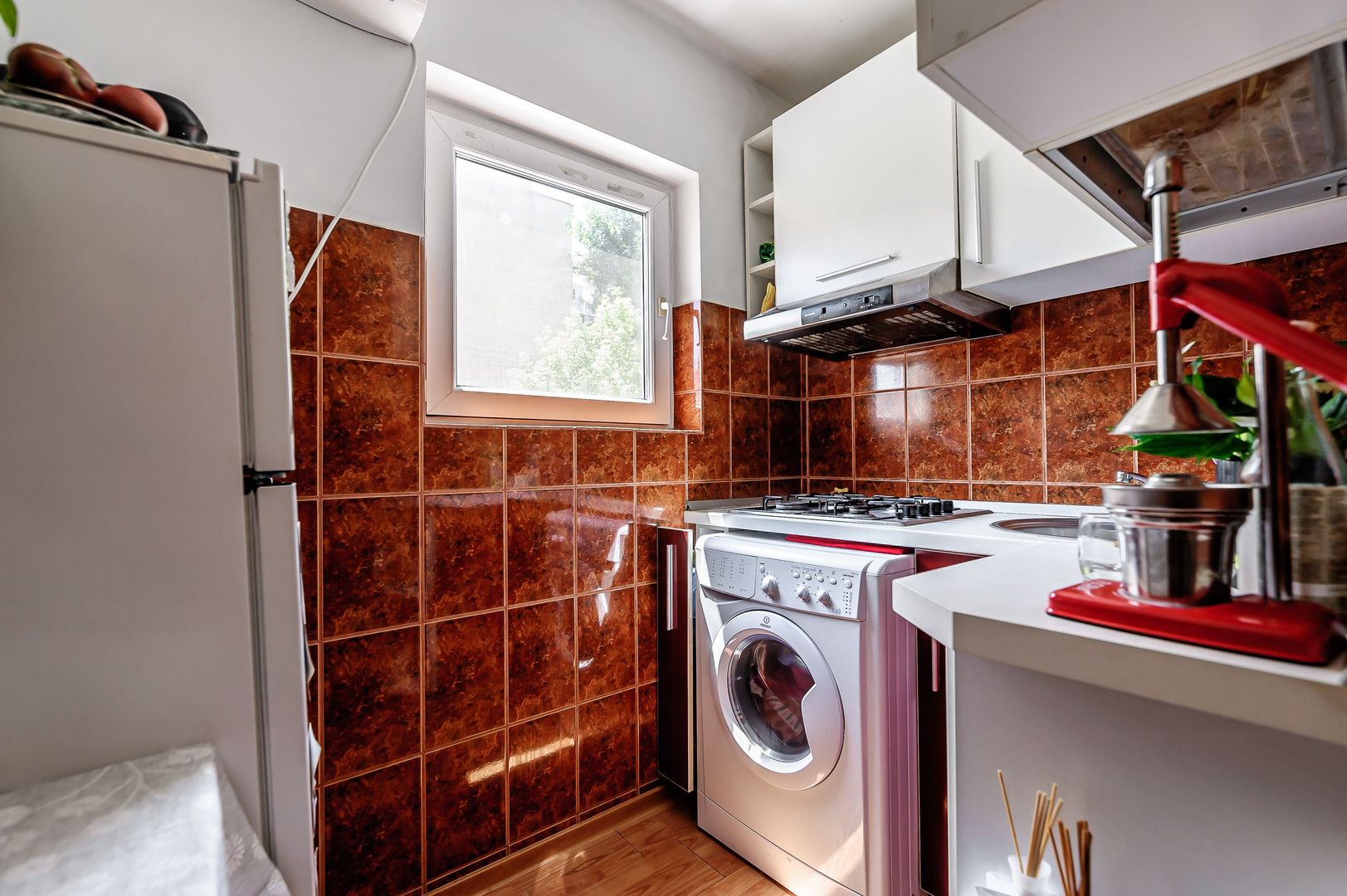 REZERVAT! Garsoniera în Centrul Orașului – Ideală pentru Investiție! - Poză 3