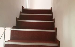 Hotel cu arhitectură montană deosebită poziționare premium Sâmbătă de Sus - Poză 13