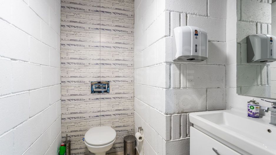 Vânzare/chirie, spațiu comercial, str. Valea Trandafirilor, Centru - Poză 9