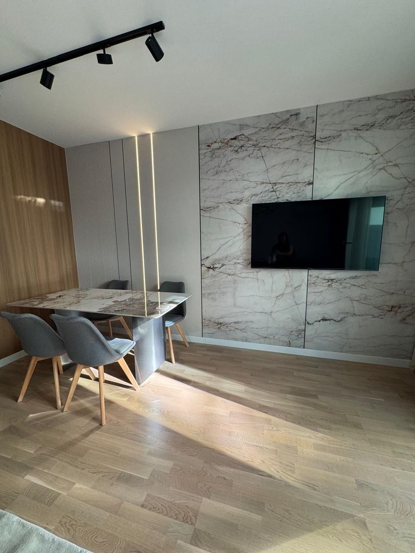 Vila de inchiriat Pipera Voluntari Zenville 2 locuri de parcare 4 bai - Poză 2