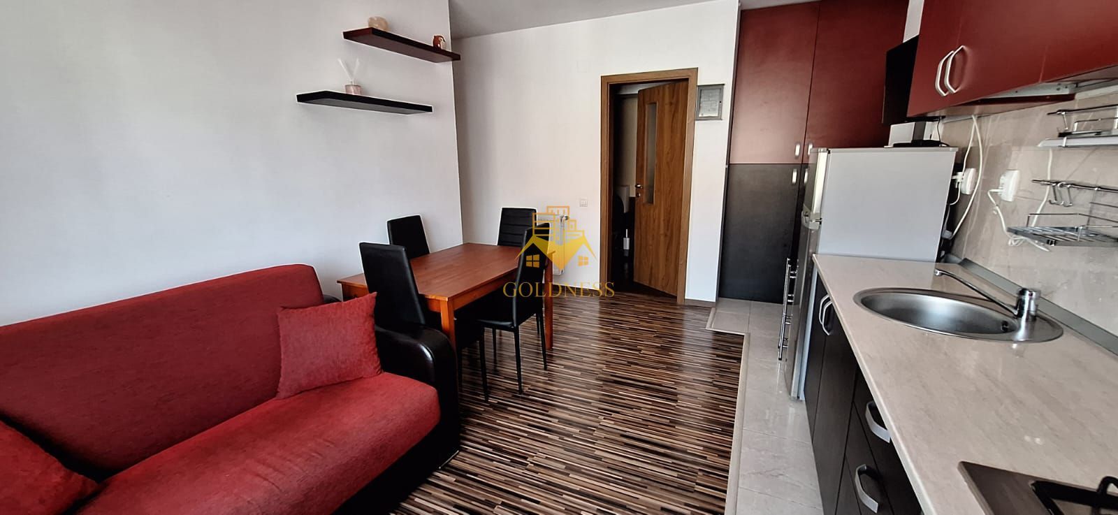 3 camere open space,Pet Friendly, Buna Ziua,Grand Hotel Italia,Parcare - Poză 1