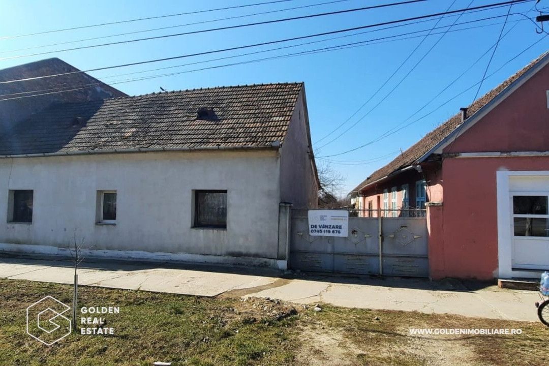 Casa mare in Paulis, la drumul principal, 1500 mp teren - Poză 1