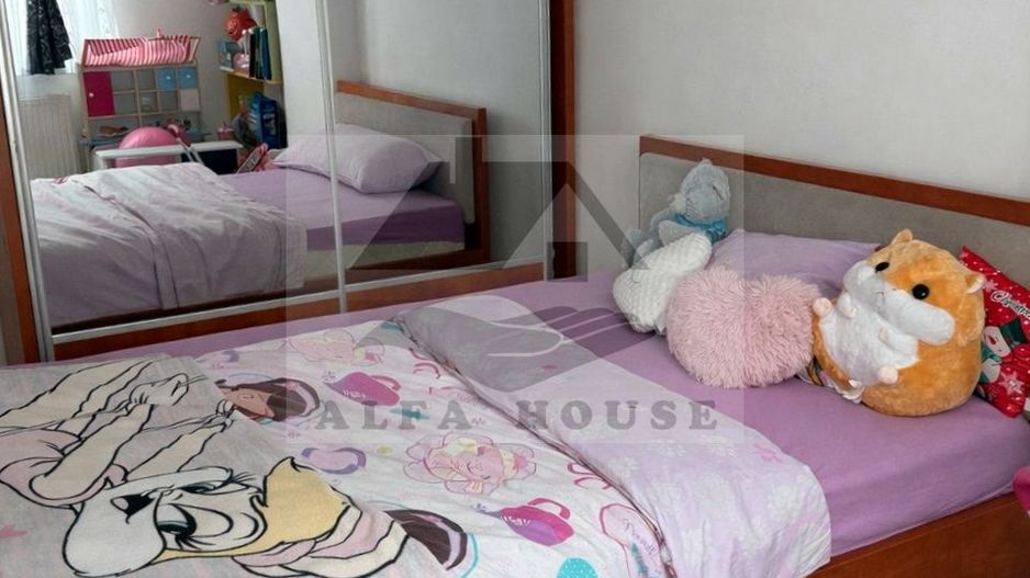 Apartament cu trei camere - locatie TOP , zona CORESI - Poză 5