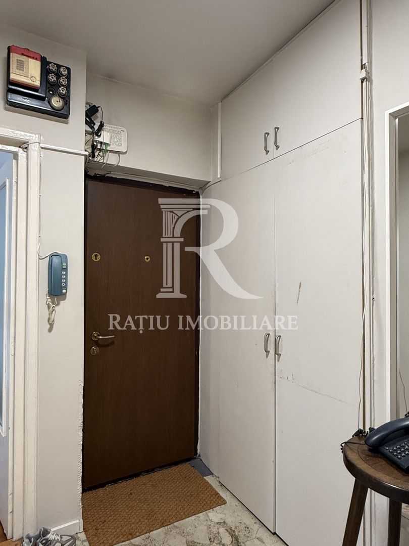 Apartament cu 3 camere | Decebal | Oradea - Poză 14