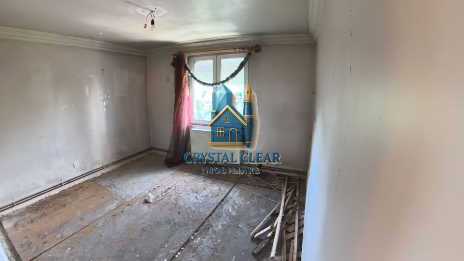 Apartament cu 4 camere - cartierul Dâmbu Pietros, str. Parângului - Poză 6