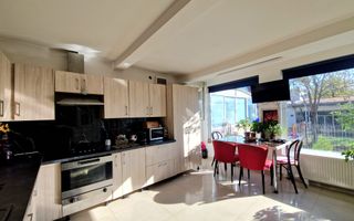 Casă cu piscină la preț de apartament - Ploiești - Teren 621 Mp - Poză 10