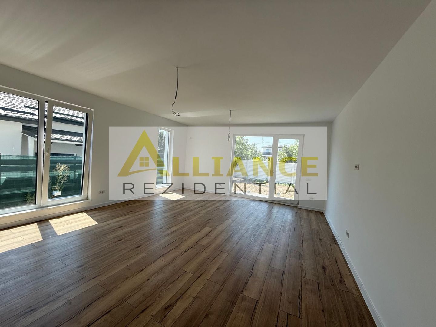 Casa individuala ||4 camere 2 bai || 454 mp teren || - Poză 11