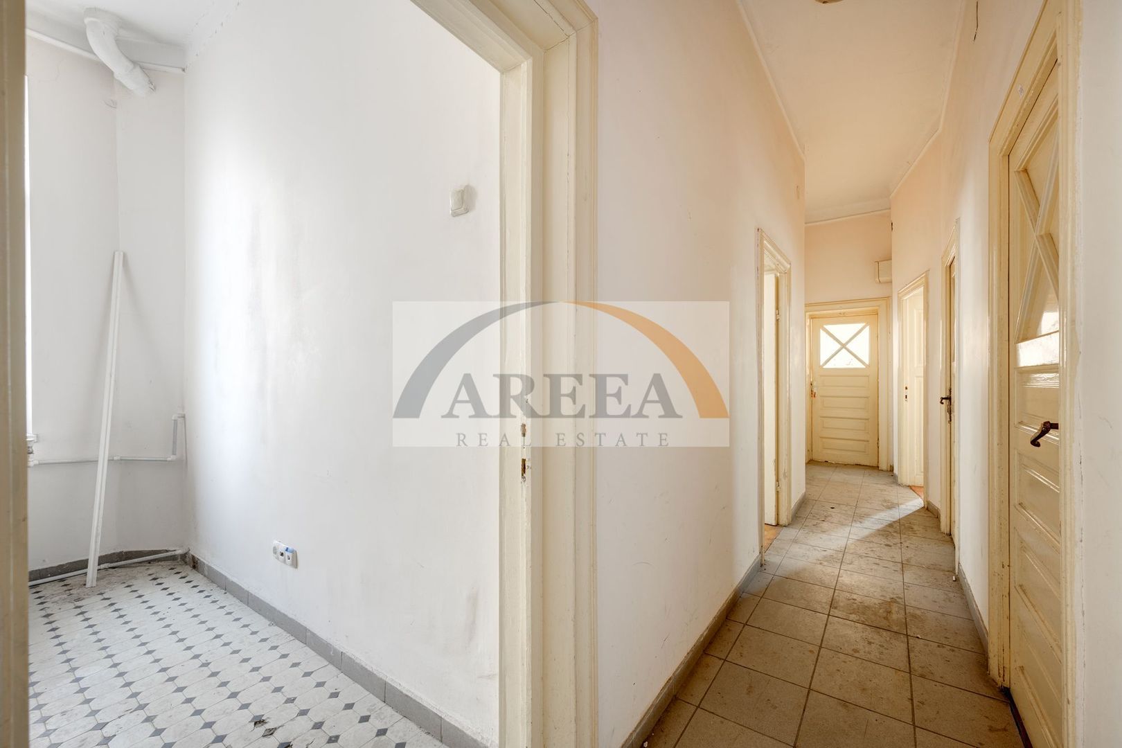 ULTRACENTRAL - Vilă UNICĂ și cu POTENȚIAL uriaș, o poveste de succes - Poză 13