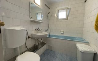 Apartament de vanzare cu 3 camere in zona Intre Lacuri! - Poză 9