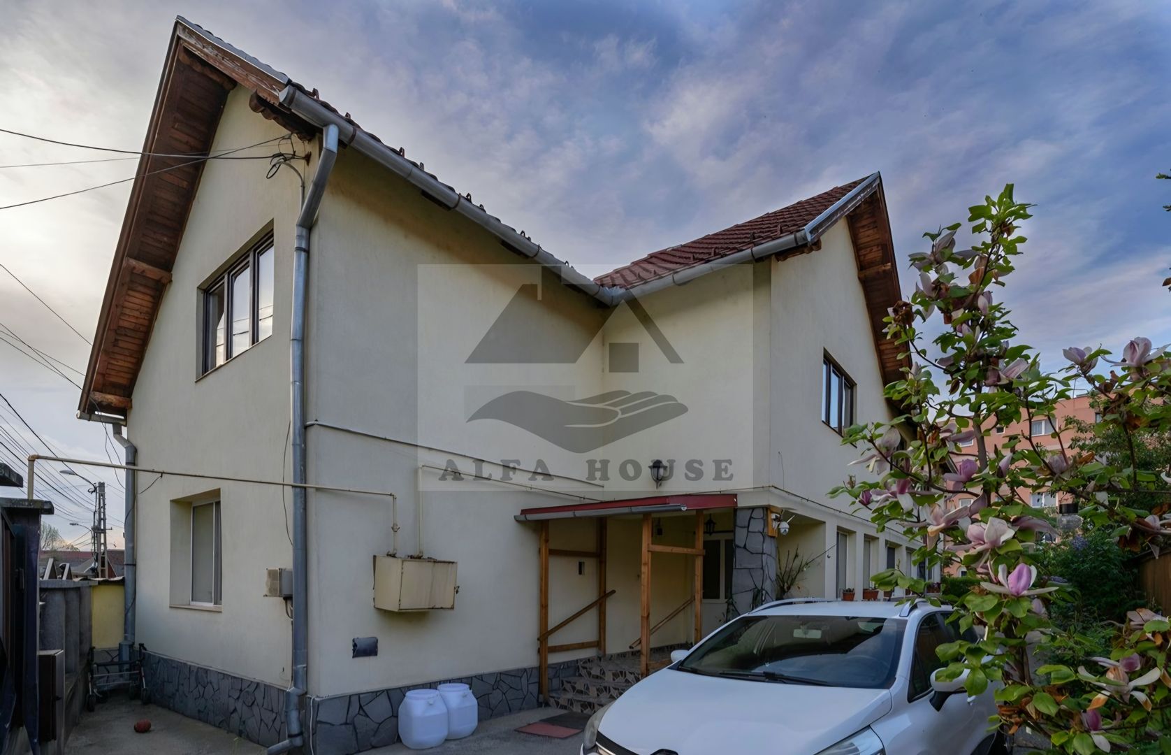 Casa individuala Sacele, 250 mp + 40 mp garaj + 556 mp curte - Poză 4