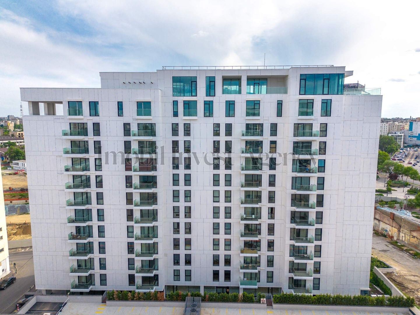 One Timpuri Noi - Poză 9