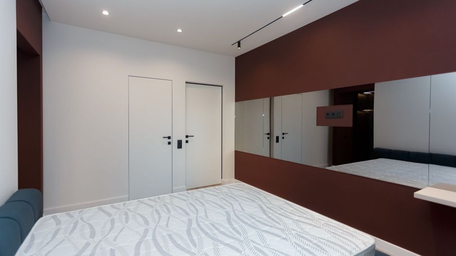 De închiriat apartament, 3 dormitoare + terasă, str. Teatrală 3, Centru. - Poză 6