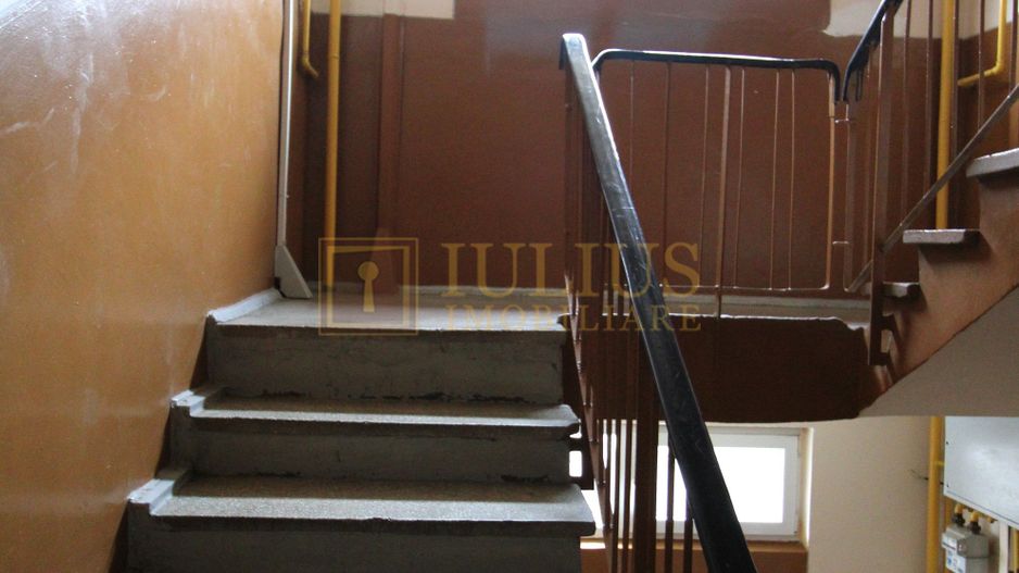 Cf 1, centrala proprie, balcon, intr-o zona linistita din Complex-ul Studentesc. - Poză 21