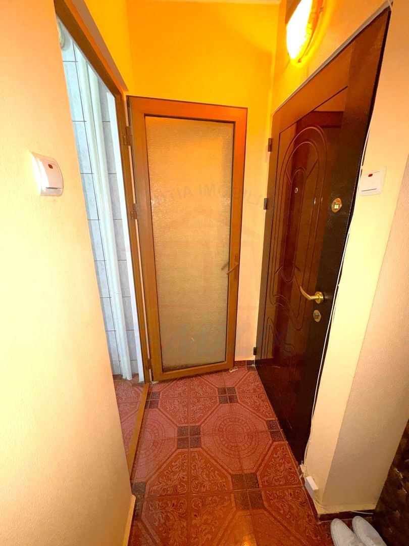 55.oooeuro, apartament mobilat si utilat, 2camere, etaj2 Micro19 - Poză 6
