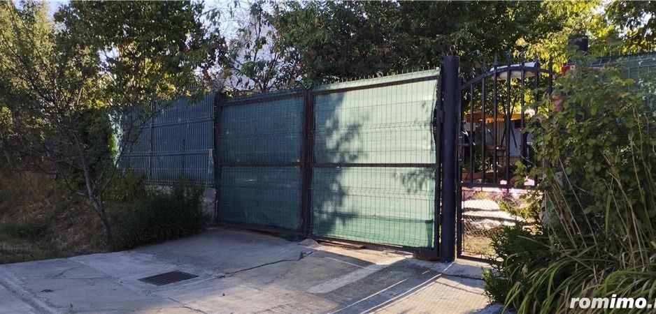 Casă cu teren și front stradal generos - Poză 1