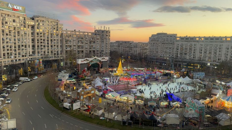 Vanzare Apartament 3 Camere Piata Alba Iulia Vedere Catre Rond DinToate Camerele - Poză 1