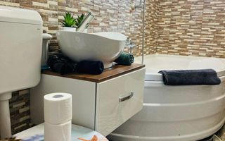 Vânzare apartament 3 camere – Etaj 5 + mansardă, complet utilat - Poză 8