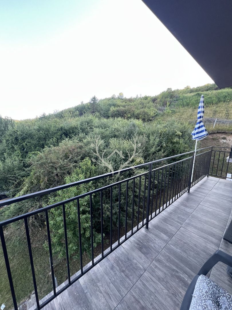 Apartament cu 3 camere, 21 mp balcoane, parcare subterana in zona Vivo - Poză 8