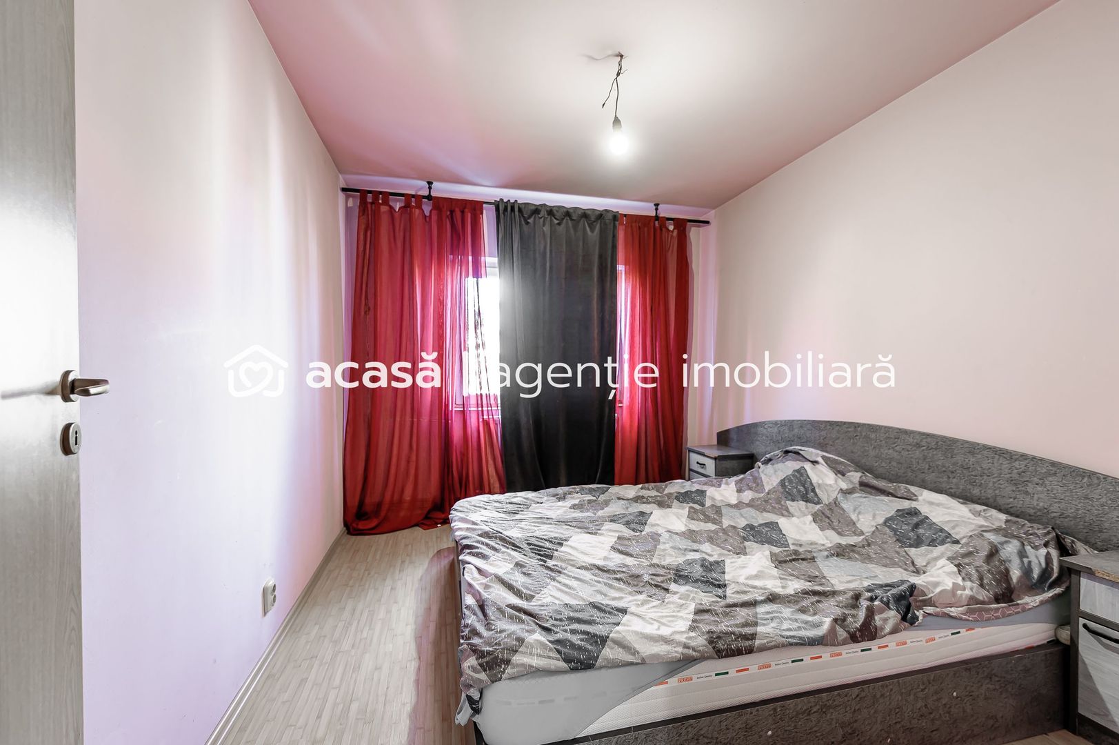 REZERVAT! Apartament 5 camere în Micălaca - Poză 5