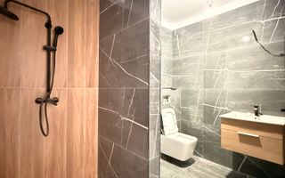 Apartament 3 camere de vanzare Pipera in bloc cu vedere la lac - Poză 7