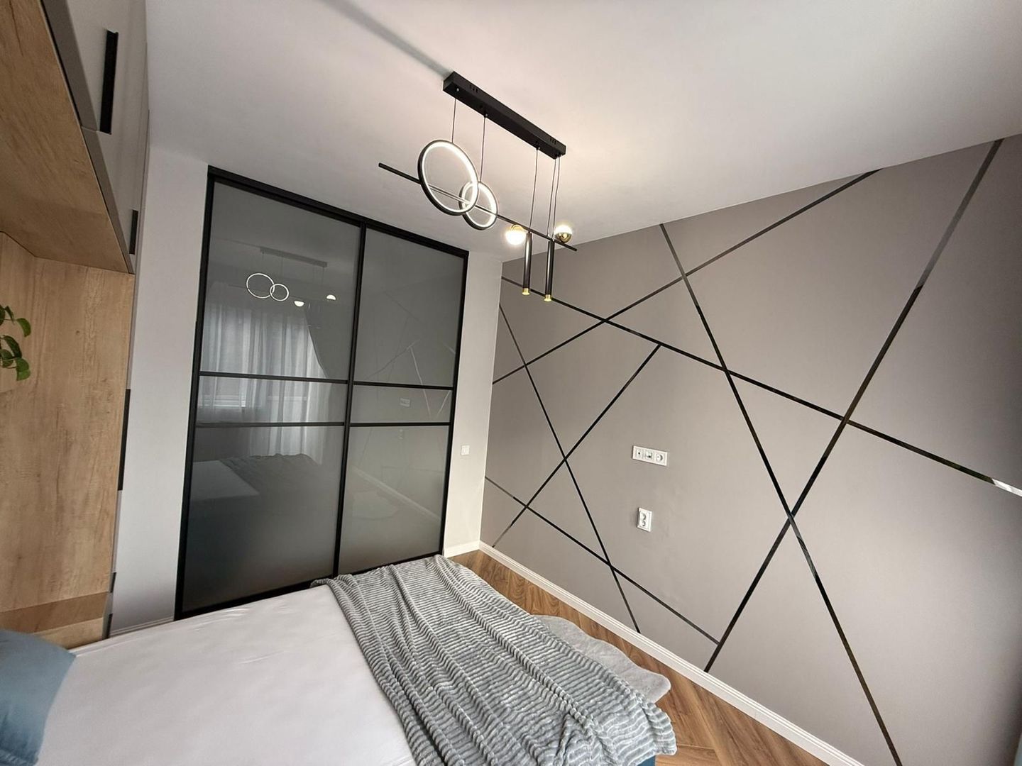 Apartament cu două camere la cheie - Poză 2