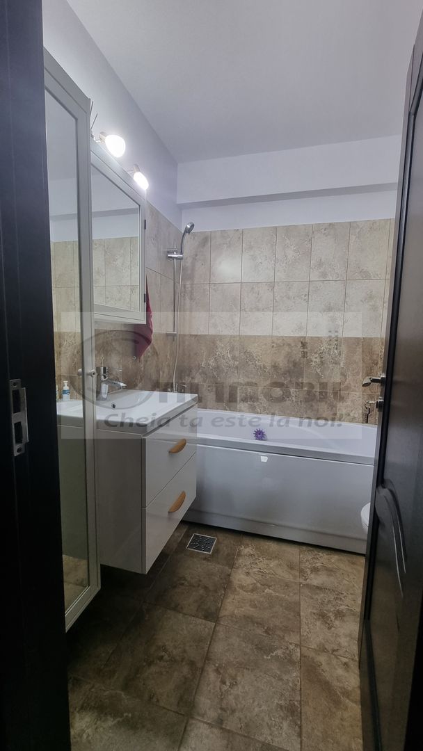 Apartament cu 4 camere - etaj 2/3 - Rediu - Casablanca - 135000 euro - Poză 11