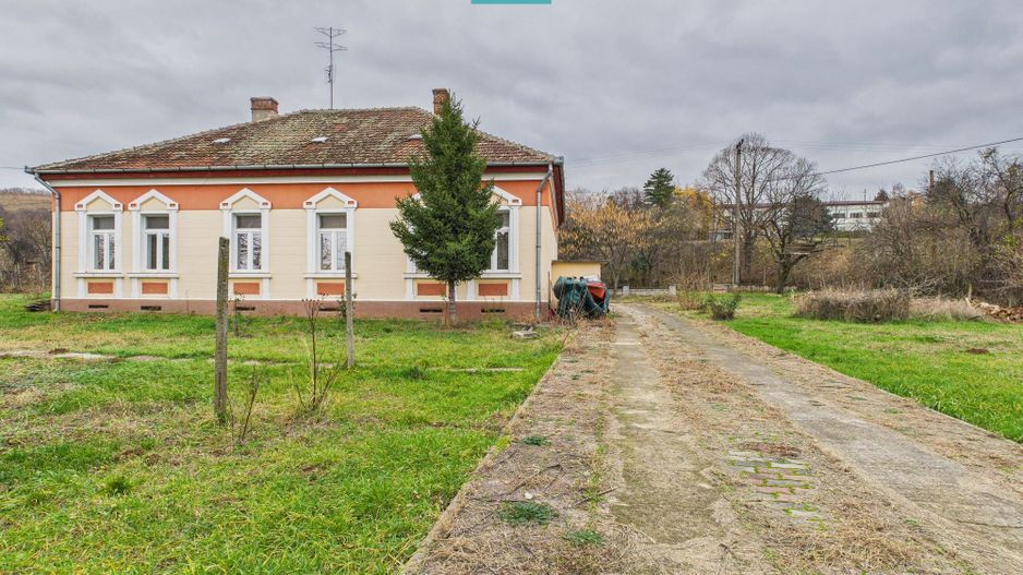 CONAC IMPRESIONANT ÎN GHIOROC - Poză 2